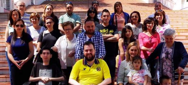 Miembros de la asociación Conquistando Escalones