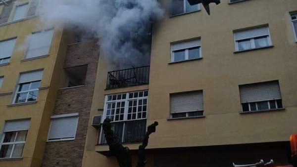 Incendio en una vivienda de Badajoz Incendio en una vivienda de Badajoz