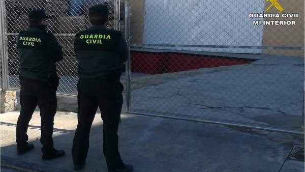 Detenidos en la Vila Joiosa por intentar estafar 48.200 euros al seguro Detenidos en la Vila Joiosa por intentar estafar 48.200 euros al seguro