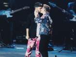 Beso de Raoul y Agoney