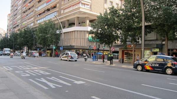 Coches De La Policía Local Y Nacional Recorren Gran Vía De Murcia Coches De La Policía Local Y Nacional Recorren Gran Vía De Murcia
