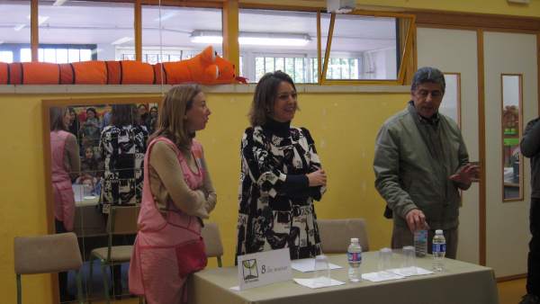 La alcaldesa en el CEIP Tirso de Molina La alcaldesa en el CEIP Tirso de Molina