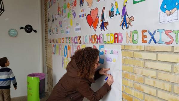 Más De 2.600 Estudiantes Y 50 Docentes De Huelva Reinventan Una Escuela Para Tod Más De 2.600 Estudiantes Y 50 Docentes De Huelva Reinventan Una Escuela Para Tod