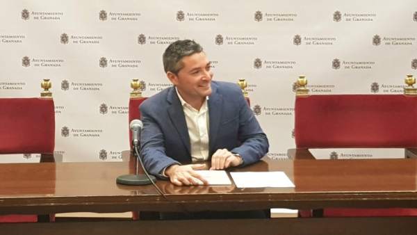 El portavoz de Ciudadanos en el Ayuntamiento de Granada, Manuel Olivares. El portavoz de Ciudadanos en el Ayuntamiento de Granada, Manuel Olivares.