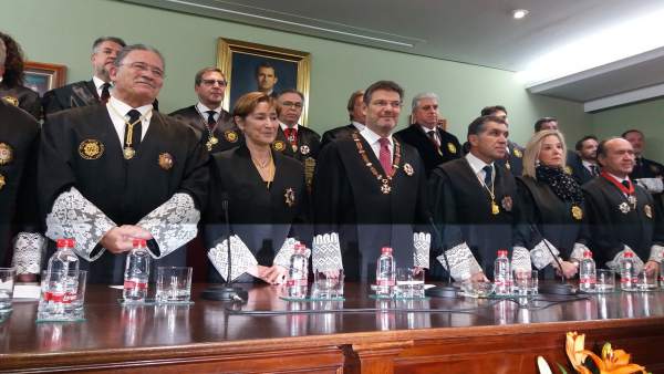 El ministro de Justicia, Rafael Catalá, en el Colegio de Abogados El ministro de Justicia, Rafael Catalá, en el Colegio de Abogados