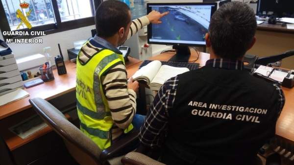 Agentes de la Guardia Civil que han participado en la actuación Agentes de la Guardia Civil que han participado en la actuación
