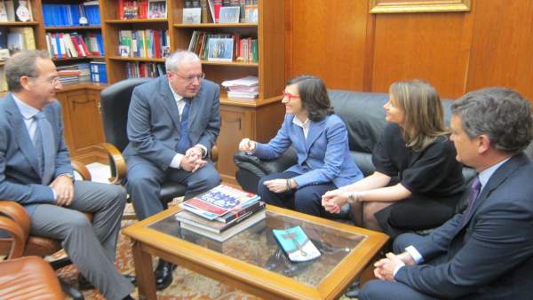 Encuentro con el presidente de la Audiencia de Jaén Encuentro con el presidente de la Audiencia de Jaén