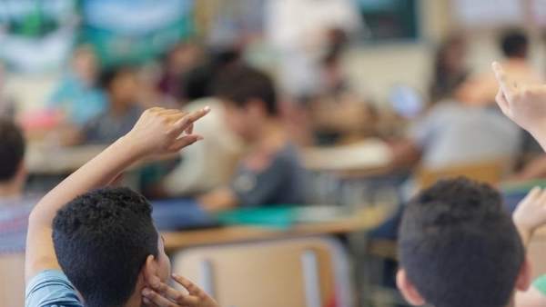 Niños en una clase Niños en una clase