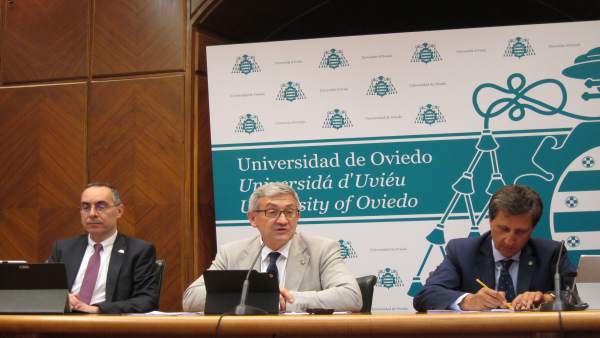 El Rector de la Universidad, Santiago García GRanda El Rector de la Universidad, Santiago García GRanda