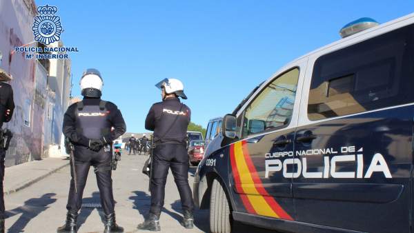 La Policía Nacional Detiene En El Ejido A Un Individuo Por Tráfico De Sustancias La Policía Nacional Detiene En El Ejido A Un Individuo Por Tráfico De Sustancias