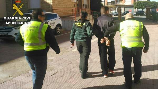 Detenido por un doble intento de homicidio en Sax Detenido por un doble intento de homicidio en Sax