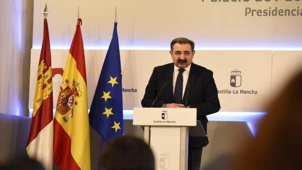 El consejero de Sanidad en rueda de prensa El consejero de Sanidad en rueda de prensa