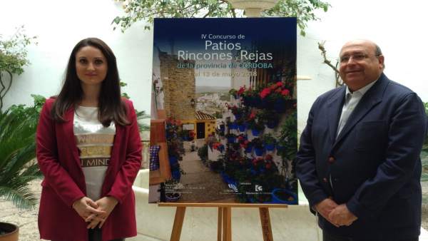 Gómez y Roldán presentan el Concurso de Patios, Rincones y Rejas Gómez y Roldán presentan el Concurso de Patios, Rincones y Rejas
