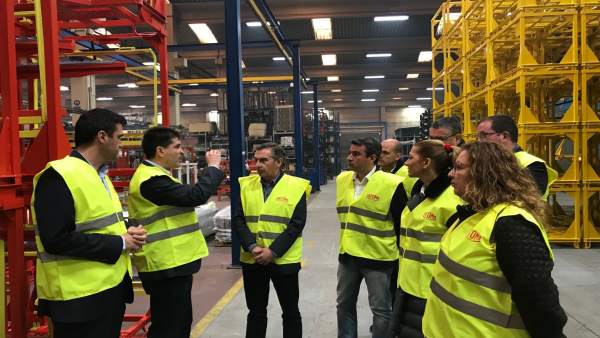 Beamonte ha visitado hoy la empresa TATOMA en Monzón Beamonte ha visitado hoy la empresa TATOMA en Monzón