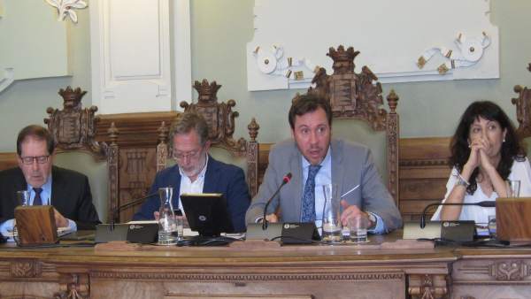 Pleno del Ayuntamiento de Valladolid Pleno del Ayuntamiento de Valladolid