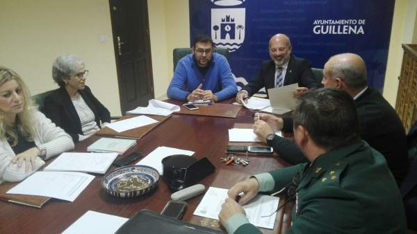 Junta local de seguridad de Guillena, con la asistencia de Gil-Toresano Junta local de seguridad de Guillena, con la asistencia de Gil-Toresano