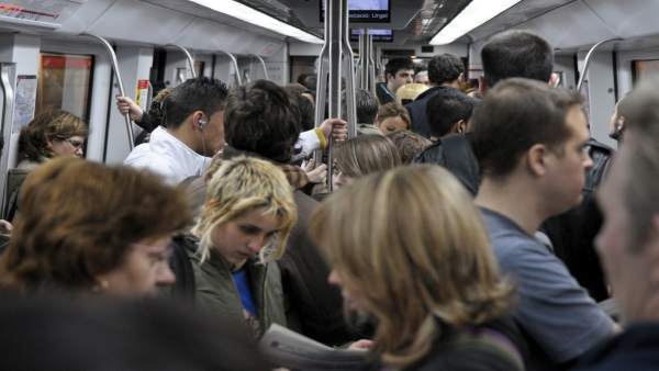 Vagón del Metro de Barcelona Vagón del Metro de Barcelona