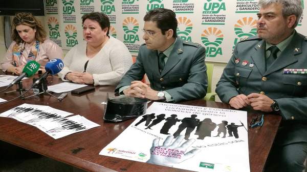 Presentación de la campaña contra la violencia de género en el medio rural. Presentación de la campaña contra la violencia de género en el medio rural.
