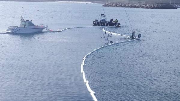 Medios movilizados por pesquero hundido en Muxía Medios movilizados por pesquero hundido en Muxía
