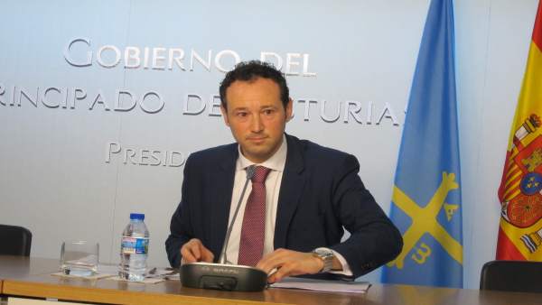 Guillermo MArtínez Guillermo MArtínez
