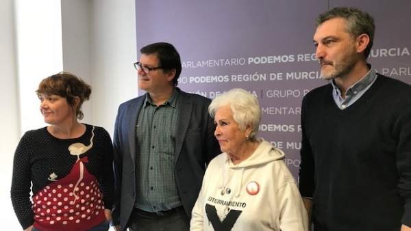 La 'abuela del soterramiento' La 'abuela del soterramiento'