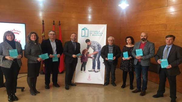 Presentación Escuela de Padres Presentación Escuela de Padres