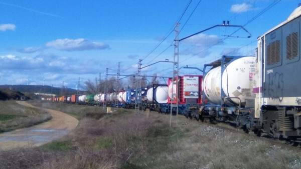 Arde un tren con mercancías peligrosas en Garínoain Arde un tren con mercancías peligrosas en Garínoain