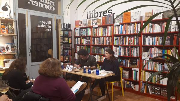 'Escriptores Amb Cambra Pròpia' 'Escriptores Amb Cambra Pròpia'