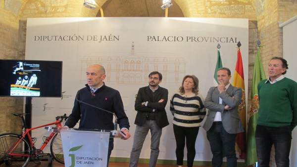 Presentación de la la II Clásica Ciclista Ciudad de Cazorla. Presentación de la la II Clásica Ciclista Ciudad de Cazorla.