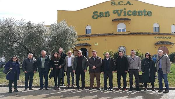 Visita de la delegación turca a la SCA San Vicente, de Mogón. Visita de la delegación turca a la SCA San Vicente, de Mogón.