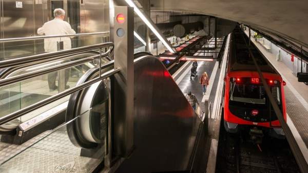 Una de las estaciones del Metro de Barcelona. Una de las estaciones del Metro de Barcelona.