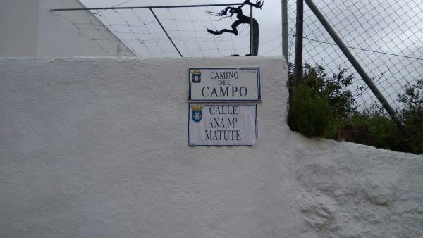Calle del Campo redenominada como Ana María Matute en Níjar Calle del Campo redenominada como Ana María Matute en Níjar