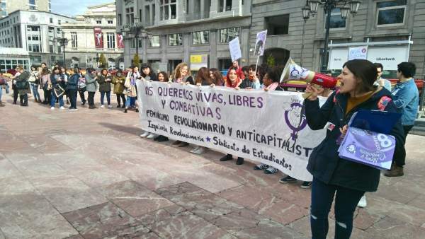 Sindicato de estudiantes en la Huelga Feminista 8M Sindicato de estudiantes en la Huelga Feminista 8M
