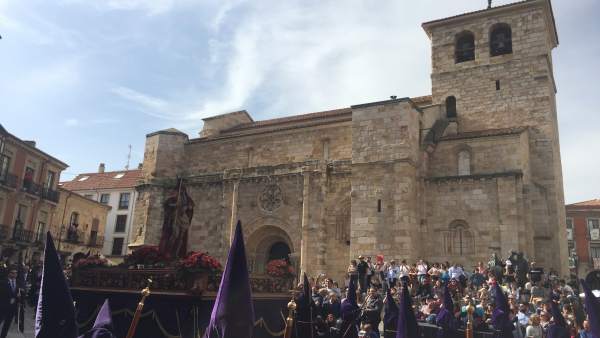 Semana Santa. Procesión el Jueves Santo en Zamora Semana Santa. Procesión el Jueves Santo en Zamora