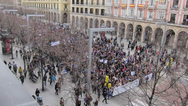 Manifestación Por El Centro De Zaragoza, En El 8M Manifestación Por El Centro De Zaragoza, En El 8M
