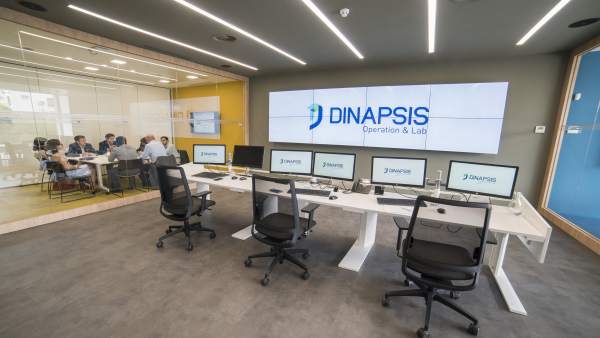 Instalaciones de Dinapsis Instalaciones de Dinapsis