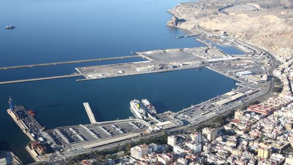 Puerto de Almería Puerto de Almería