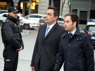 El exdirector de los Mossos, Pere Soler (izquierda).