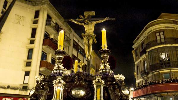 Paso de El Calvario en la Madrugada de la Semana Santa de Sevilla Paso de El Calvario en la Madrugada de la Semana Santa de Sevilla