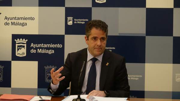 Carlos Conde Carlos Conde