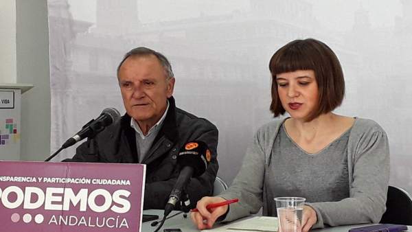 José Eras y Lucía Ayala, en rueda de prensa José Eras y Lucía Ayala, en rueda de prensa