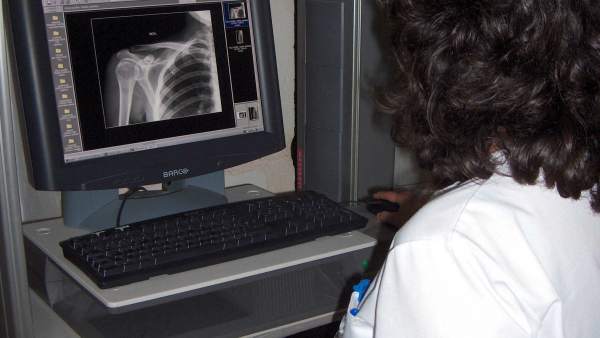 La Junta compra nuevos ecógrafos para centros de salud. La Junta compra nuevos ecógrafos para centros de salud.