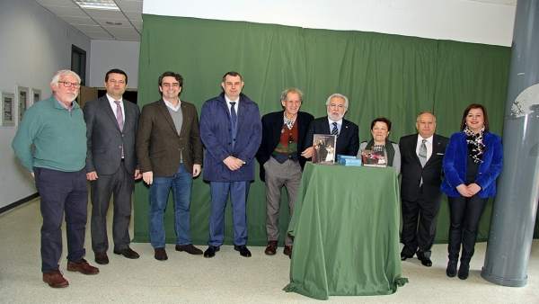 Presentación del libro que recoge la investigación de Isabel Zendal Presentación del libro que recoge la investigación de Isabel Zendal