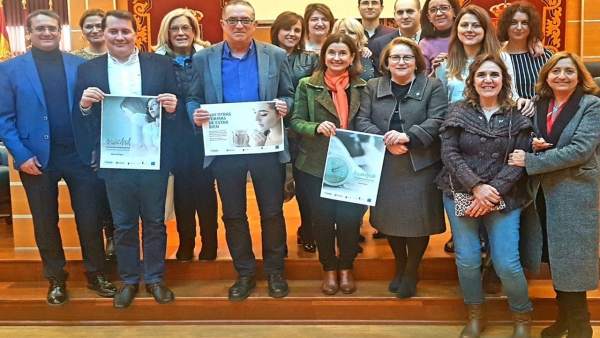 Salud propone reducir el consumo de tranquilizantes con la campaña 'Yonomebenzo' Salud propone reducir el consumo de tranquilizantes con la campaña 'Yonomebenzo'