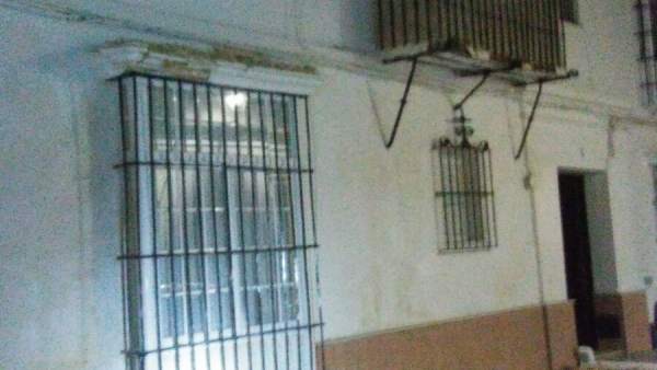 Estado del edificio tras el derrumbe Estado del edificio tras el derrumbe