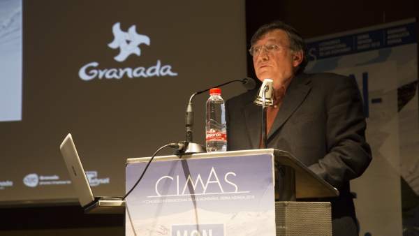 Joaquín Araújo, en el Congreso Internacional de las Montañas Joaquín Araújo, en el Congreso Internacional de las Montañas