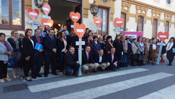 Campaña de la diputación contra la violencia machista 2017 campaña stop corazón Campaña de la diputación contra la violencia machista 2017 campaña stop corazón