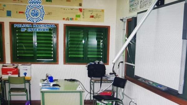Nota De Prensa:'La Policía Nacional Esclarece El Robo De Material Informático Co Nota De Prensa:'La Policía Nacional Esclarece El Robo De Material Informático Co