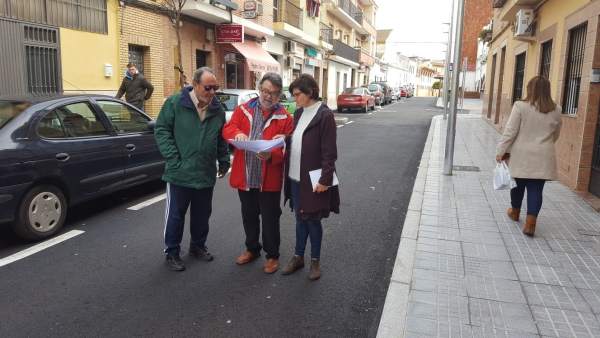 El Ayuntamiento de Córdoba interviene en la calle Téllez de Meneses El Ayuntamiento de Córdoba interviene en la calle Téllez de Meneses