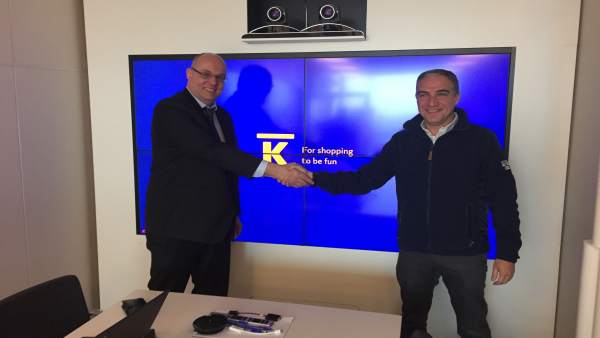 Bendodo se reúne con el presidente de la cadena Kesco de Finlandia Bendodo se reúne con el presidente de la cadena Kesco de Finlandia